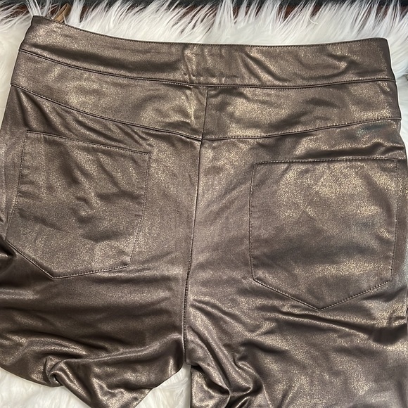 CHANEL GOLD SHIMMER LEGGINGS Pants sz 36 - Picture 13 of 16